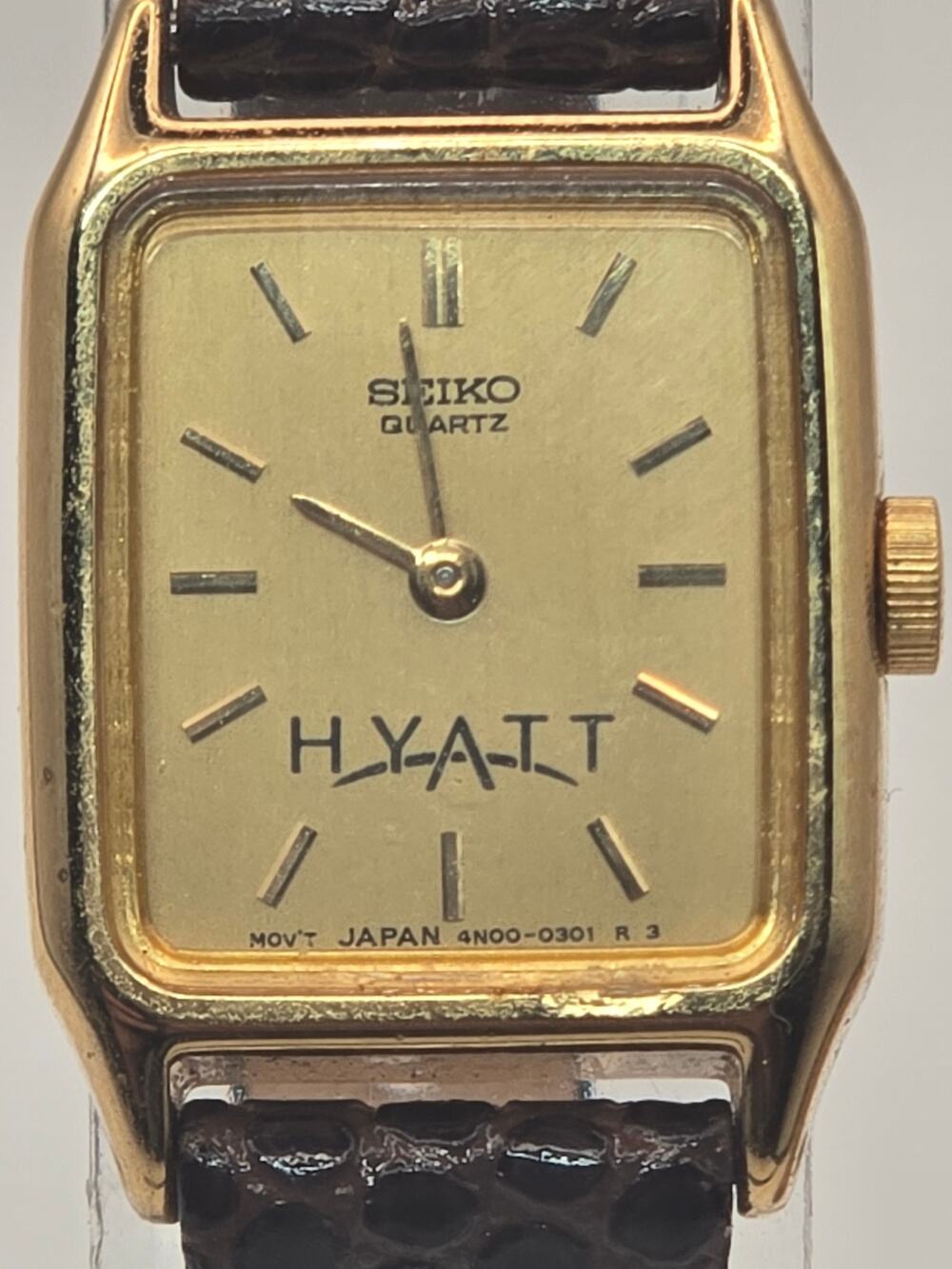 Vintage 1998 Seiko Quartz Tank Watch Gold Tone Hyatt Logo